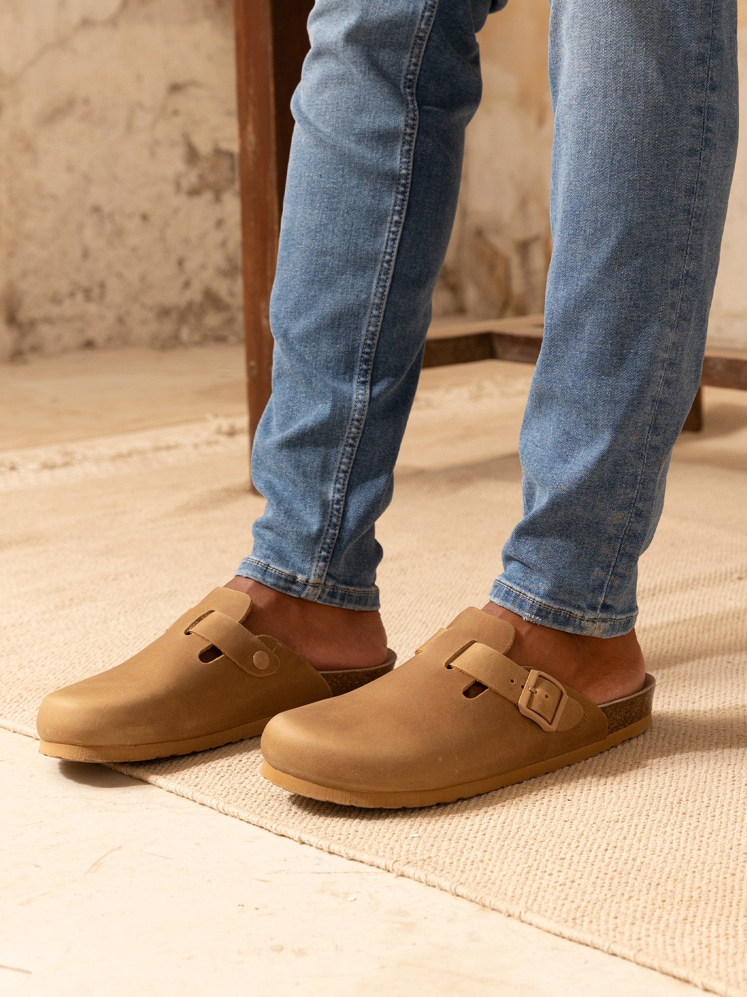 RIVA OILED LEATHER CLAY UNISEX